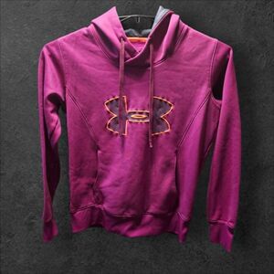 Under Armour Logo Dark Pink Hoodie Size M ‎ Semi-Fitted (P46)